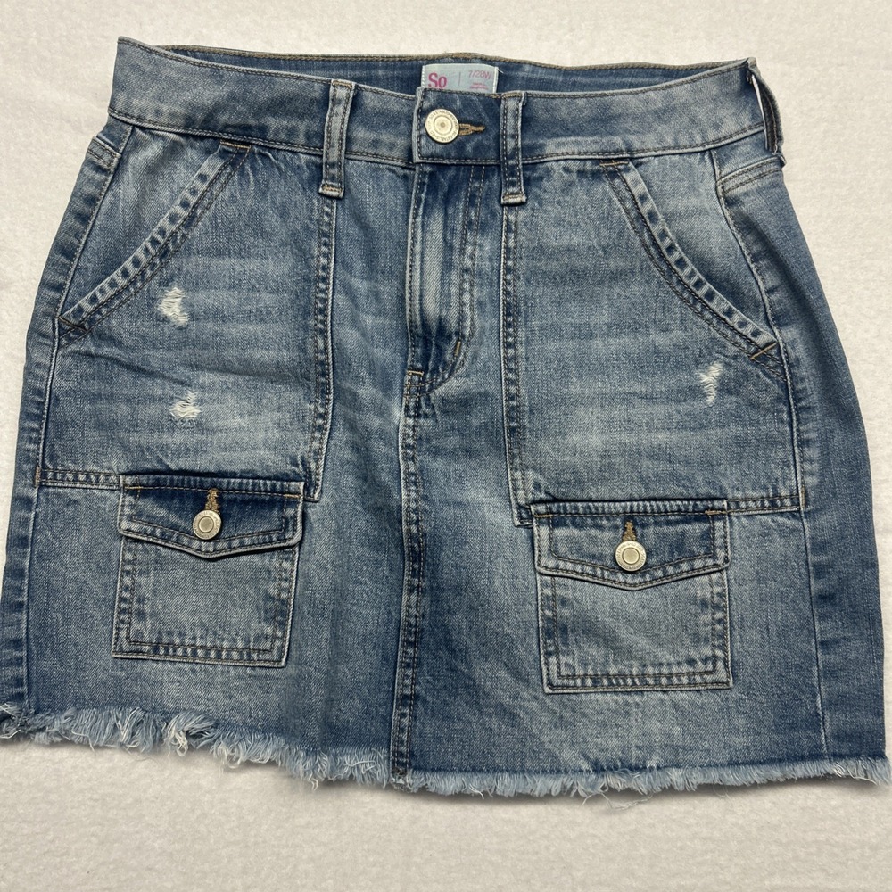 SO Jean Skirt Blue Denim Pockets Raw Hem Mini Medium Wash Casual Womens‎ 7/28W